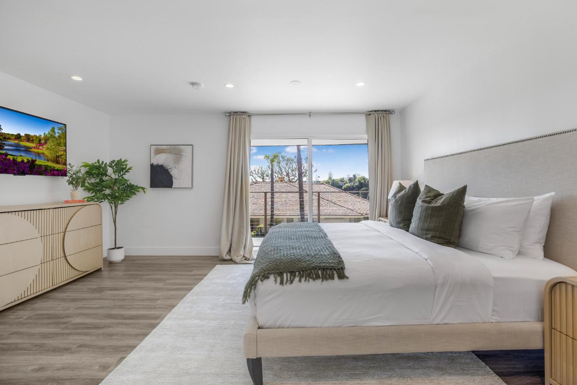 Stradella View Apartment