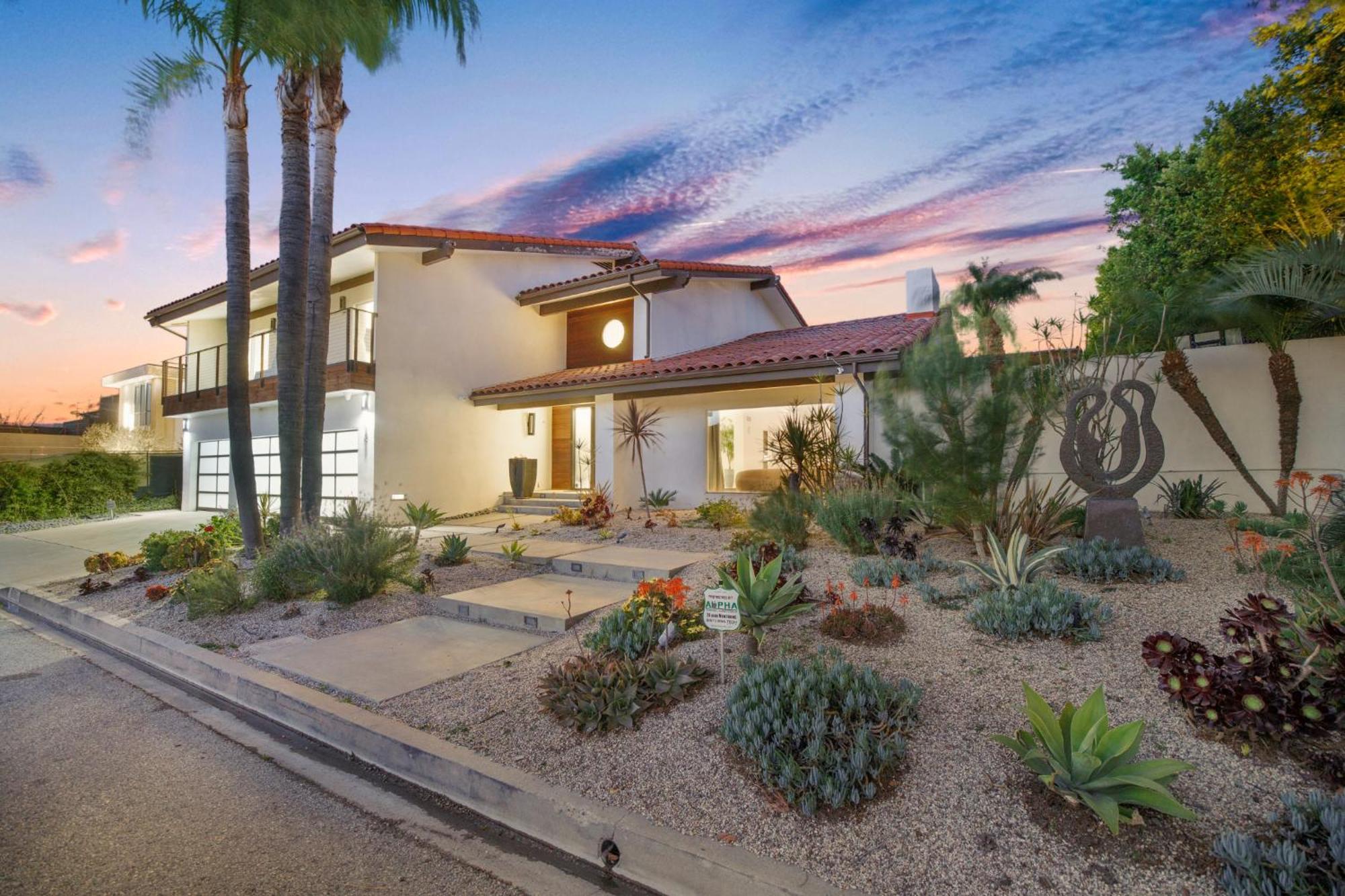 Stradella View * Los Angeles